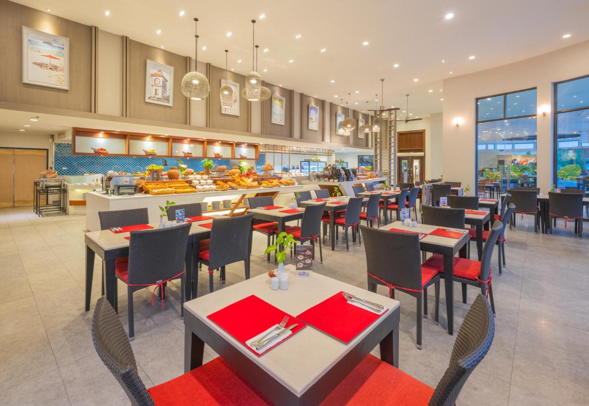 Deevana Plaza Phuket - Sha Extra Plus Patong Экстерьер фото