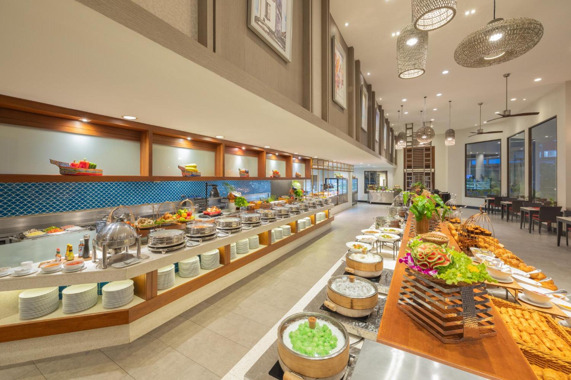 Deevana Plaza Phuket - Sha Extra Plus Patong Экстерьер фото